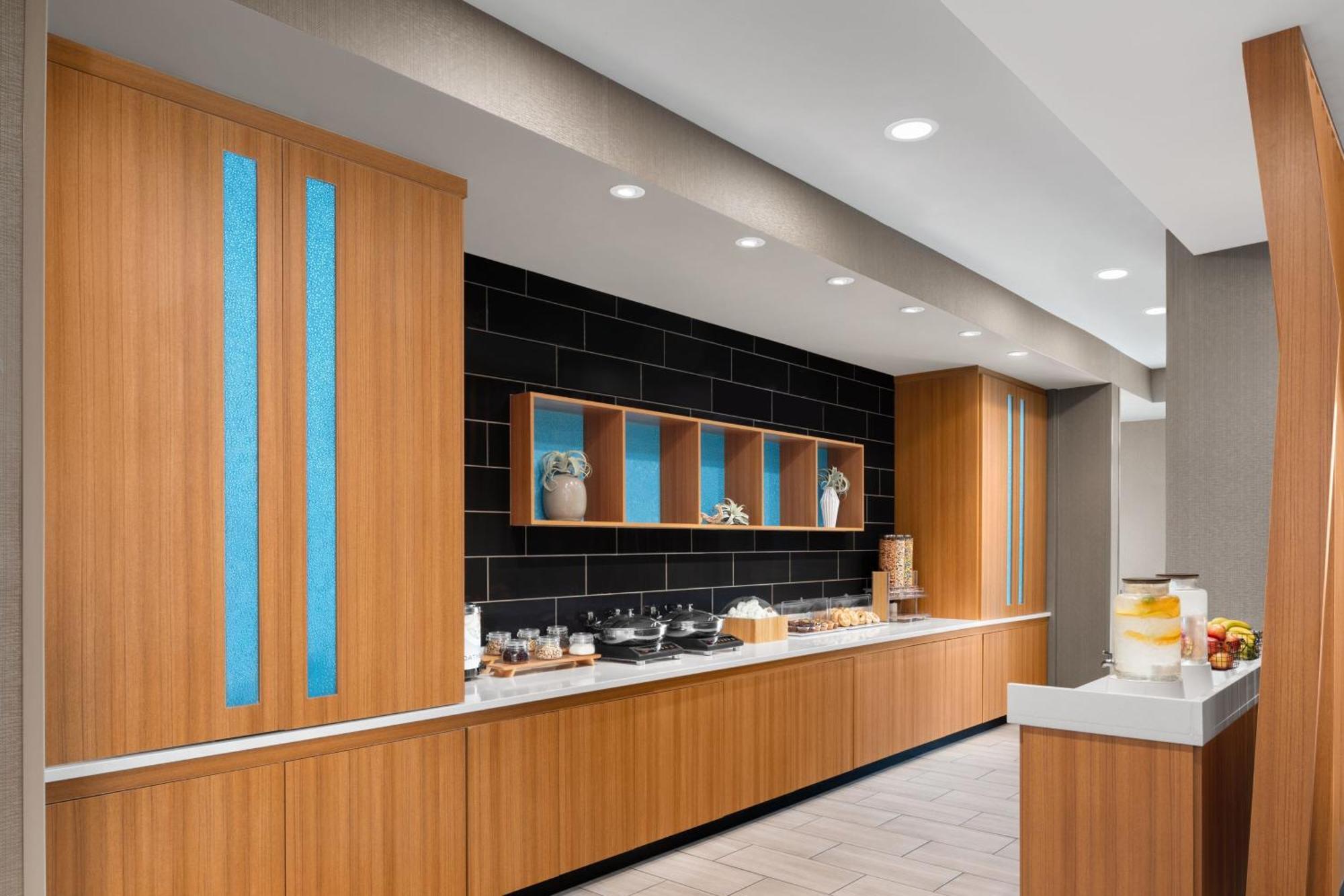 Hotel Springhill By Marriott North